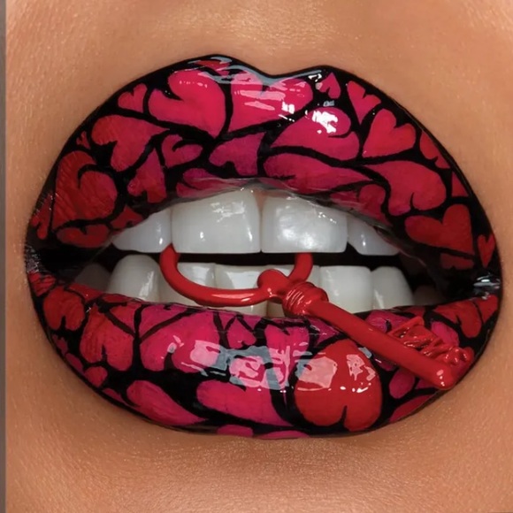 READ MY LIPS 👄 PLEASE SCROLL DOWN - Picture 10 of 15